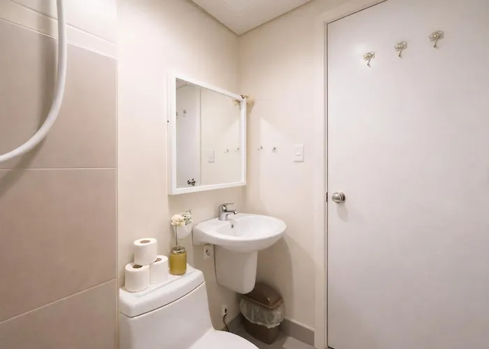 Japandi Twin In It Park Apartment Cebu